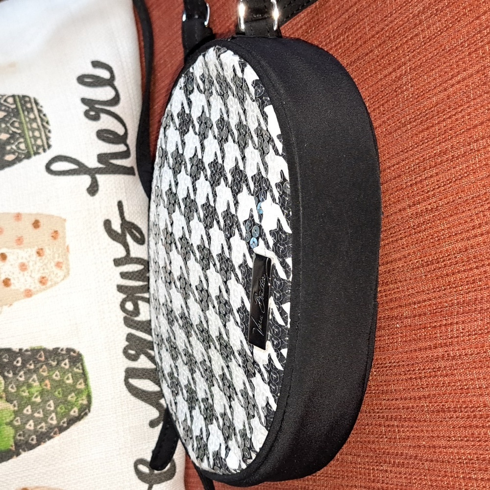 VERA Bradley Crossbody Black and White with Sequin Overlay.  Adjustable Strap - Picture 6 of 13